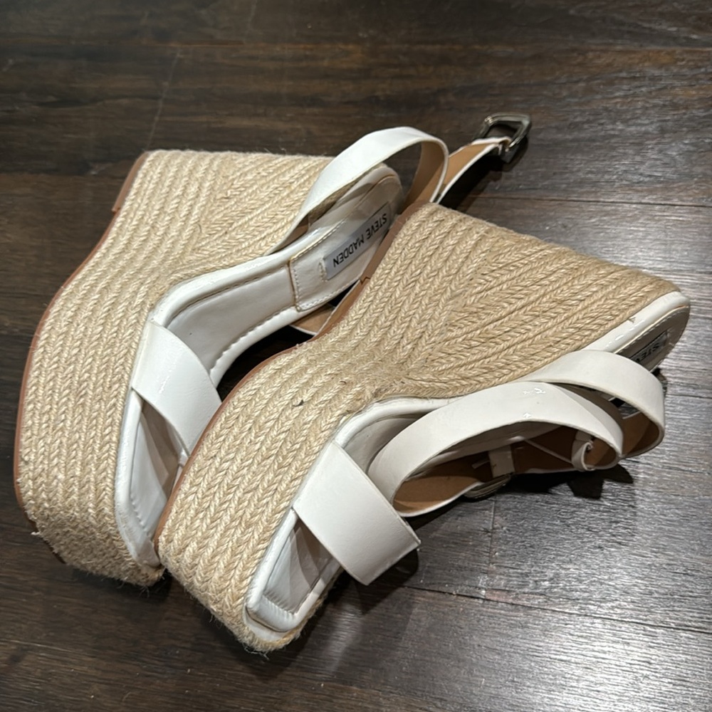 NWOT Steve Madden wedge patten leather strap size 9 - Picture 5 of 6
